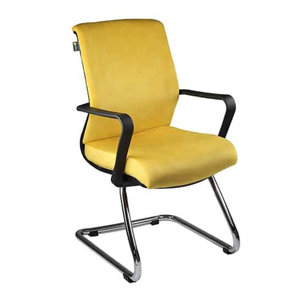 صندلی کنفرانس راحتیران مدل C1175 دارای پایه های یو شکل است و روکش زرد رنگ و 3 سال گارانتی دارد.