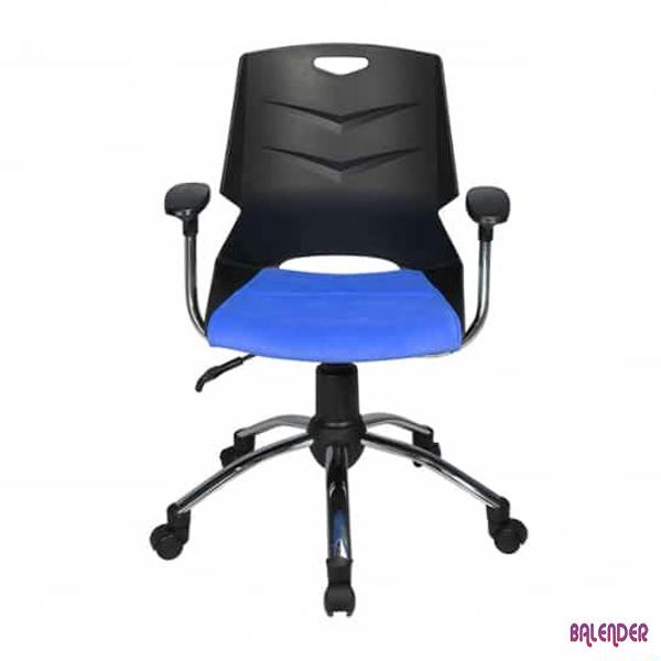 صندلی کارمندی راحتیران مدل F430T از پلاستیک مشکی ساخته شده است و 3 سال گارانتی دارد، نشیمن این صندلی تشک کف متحرک دارد.
