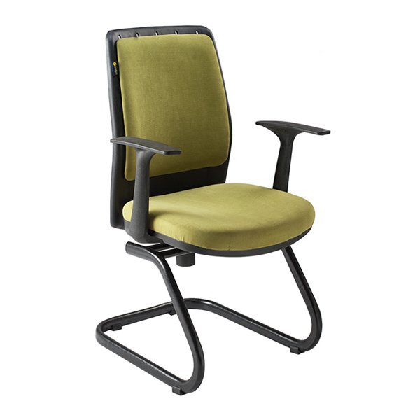 صندلی کنفرانسی راحتیران مدل CF 601 بسیار جذاب و زیباست و ساختاری مستحکم دارد