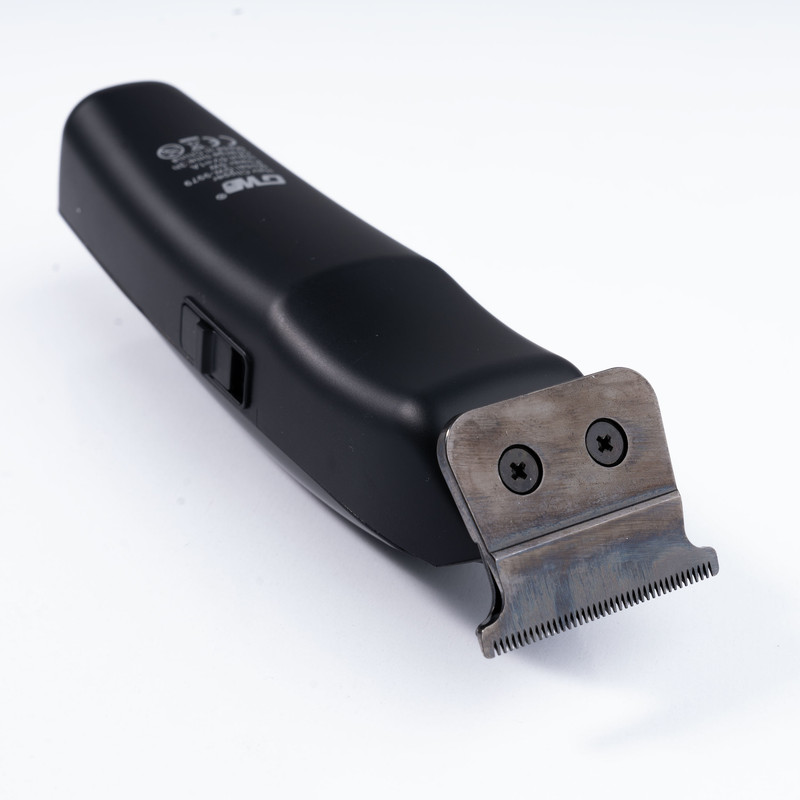 ماشین اصلاح موی سر و صورت جی دبلیو مدل GW-9979، اصلاح به صورت صفر زن، خط زن، منبع انرژی باتری، تکنولوژی اصلاح به صورت تریمر، مدت زمان شارژ 120 دقیقه و مدت زمان استفاده پس از شارژ 120 دقیقه، به همراه کابل شارژ، برس تمیزکننده، روغن، 4 عدد شانه، عملکرد توربو - Image 7