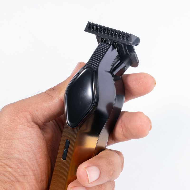 ماشین اصلاح موی سر و صورت وی جی ار مدل V-921 - Image 13