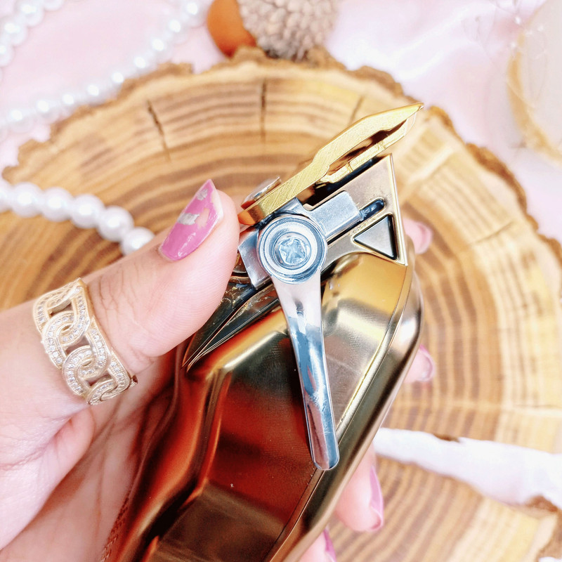 ماشین اصلاح موی سر و صورت وی جی ار مدل V-650 - Image 9