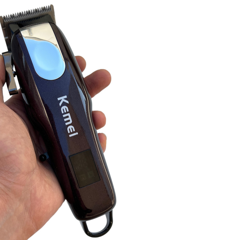 ماشین اصلاح موی سر و صورت کیمی شارژی مدل KM-8526 بسته 2 عددی - Image 5