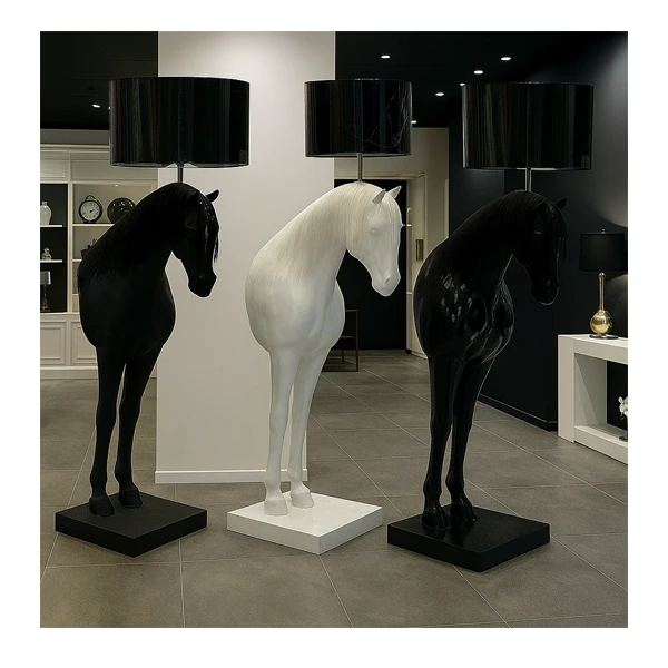 مجسمه آباژور فیگور مدل شوالیه تاریکی (کد 9526)