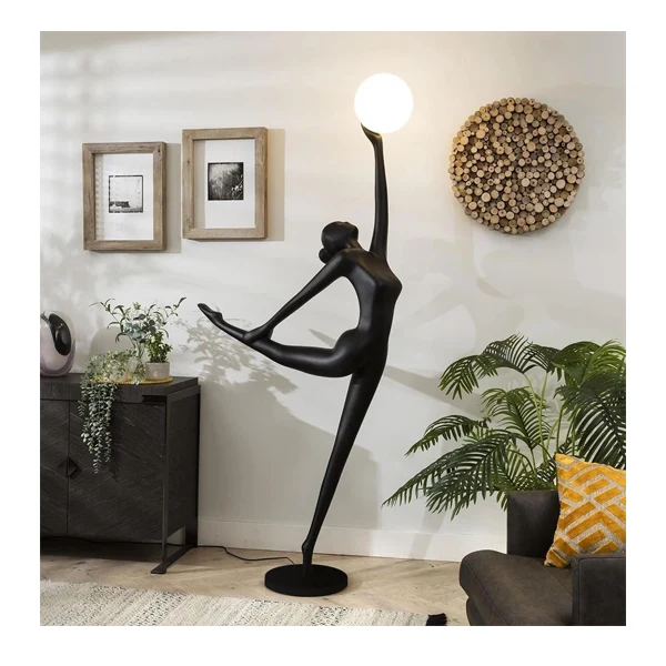 مجسمه فیگور انسان مدل والس ستارگان (کد 9530)