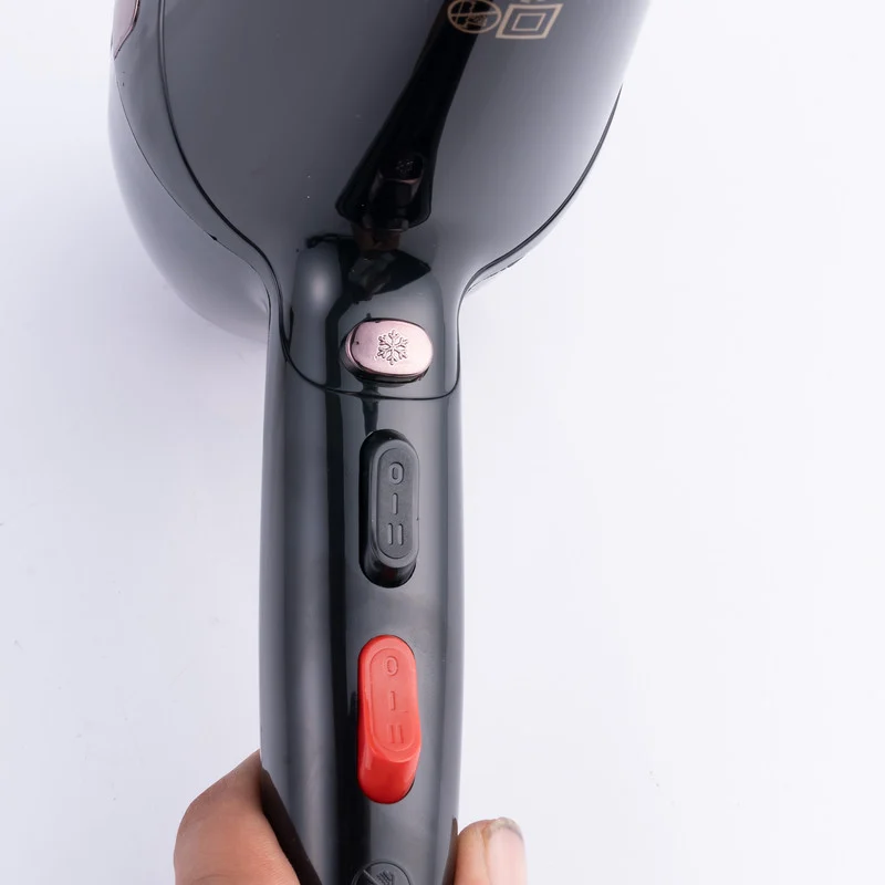 سشوار حرفهای بیبی باس نانو مدل 9000 BA، موتور AC با توان مصرفی 9000 وات، دارای قابلیت تعویض سری، باد سرد و فناوری تولید یون، با حالت صافکننده و حجمدهنده، تنظیم حرارت 3 حالته و کنترل سرعت 2 حالته، به همراه 2 سری متمرکزکننده - Image 11