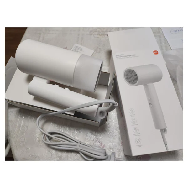 سشوار مسافرتی خانگی شیائومی مدل CMJ04LXEU، موتور AC با توان مصرفی 1600 وات، دارای قابلیت باد سرد، فناوری تولید یون و نرم کنندهی یونی، با حالت صافکننده و حجمدهنده، تنظیم حرارت 2 حالته و کنترل سرعت 2 حالته، به همراه متمرکزکننده - Image 10