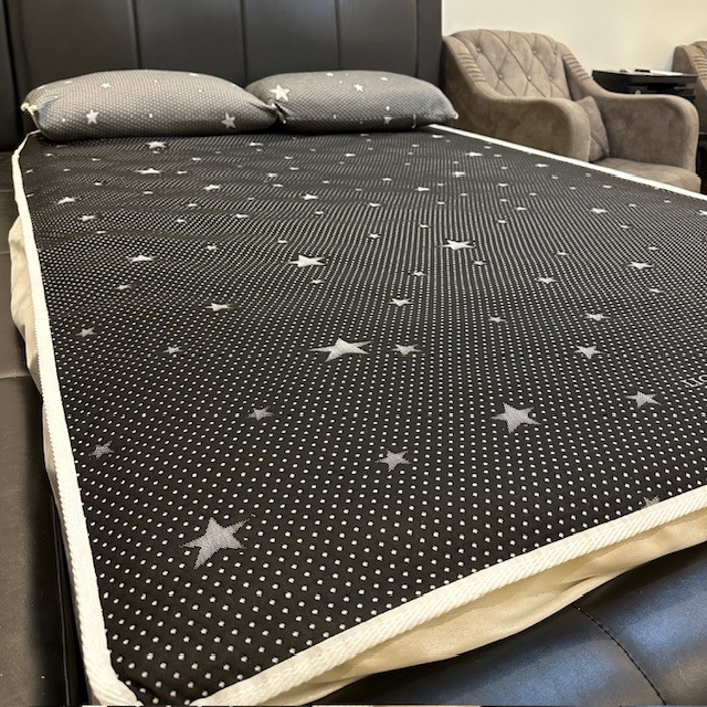 محافظ تشک لایت نایت مدل B ضدآب دونفره سایز 200x140 سانتی متر - Image 2