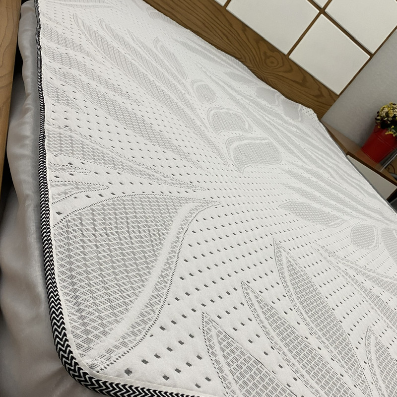 محافظ تشک لایت نایت مدل ضدآب دو نفره سایز 200x180 سانتی متر - Image 5