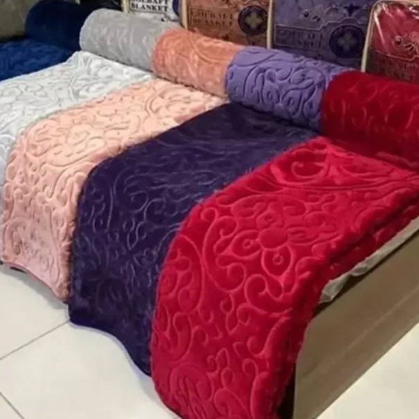 پتوی گلبافت مدل برتر گل برجسته سایز 240x220 سانتی متر - Image 4