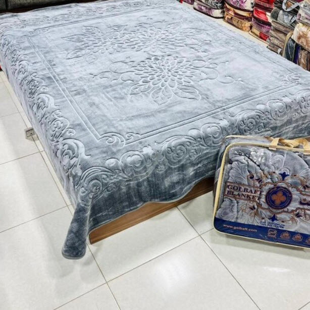 پتوی گلبافت مدل برتر گل برجسته سایز 240x220 سانتی متر - Image 6